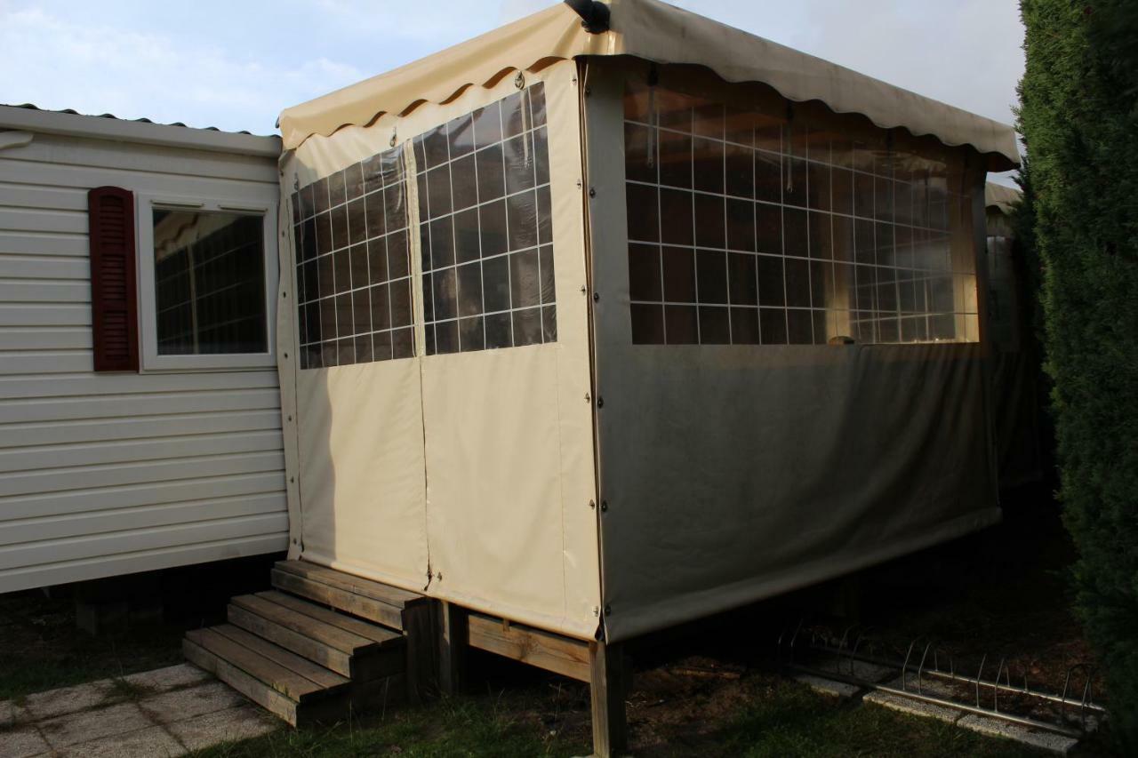 Les Mobiles Homes De La Palmyre Les Mathes Exteriör bild